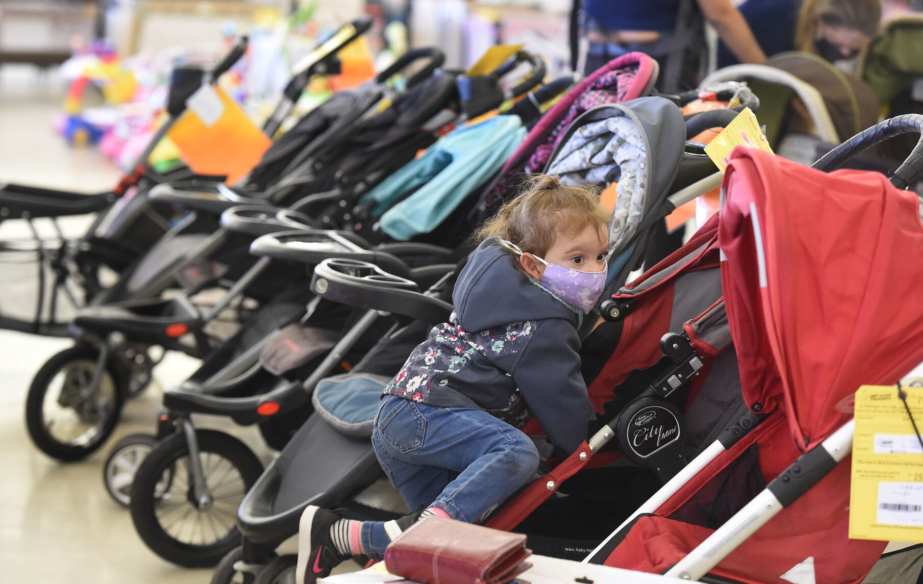 040321-news-consignment 05.JPG